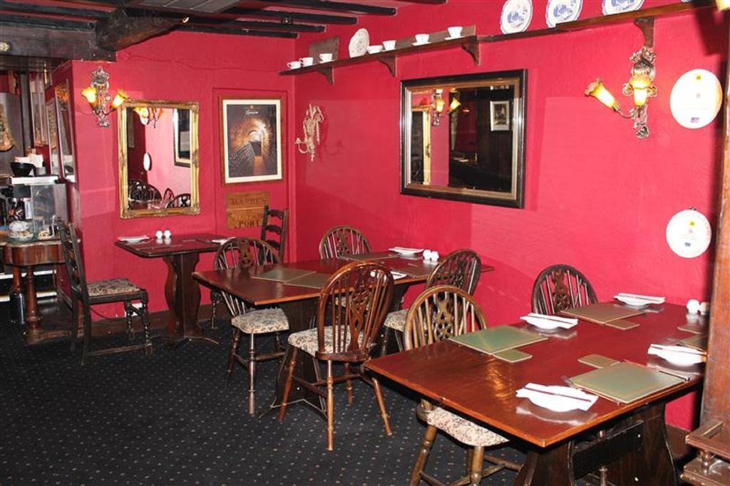George & Dragon Hotel 4*